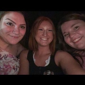 Meet your Posher, Alexis